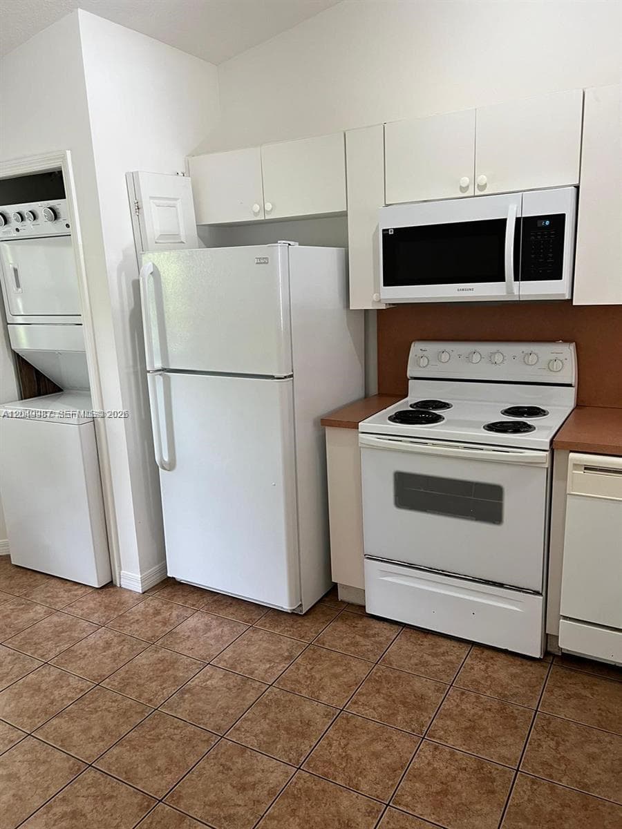 2911 SE 13th Rd # 204-40, Homestead FL 33035 photo 2