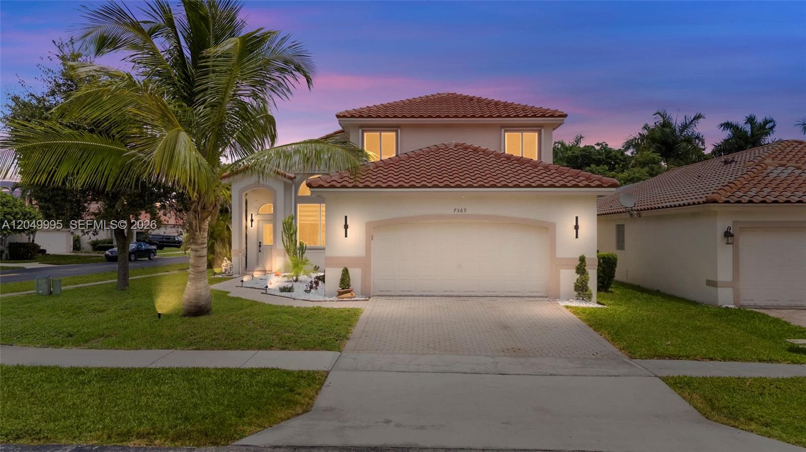 7569 Parkside Ln, Margate FL 33063 photo 2