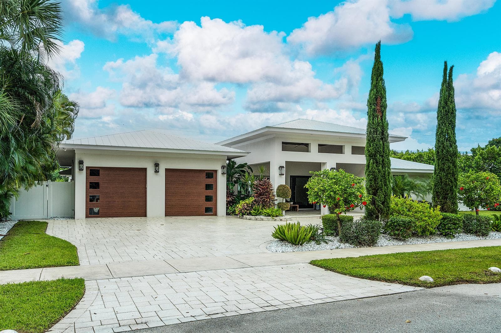 1117 Lake Drive, Delray Beach FL 33444 photo 3