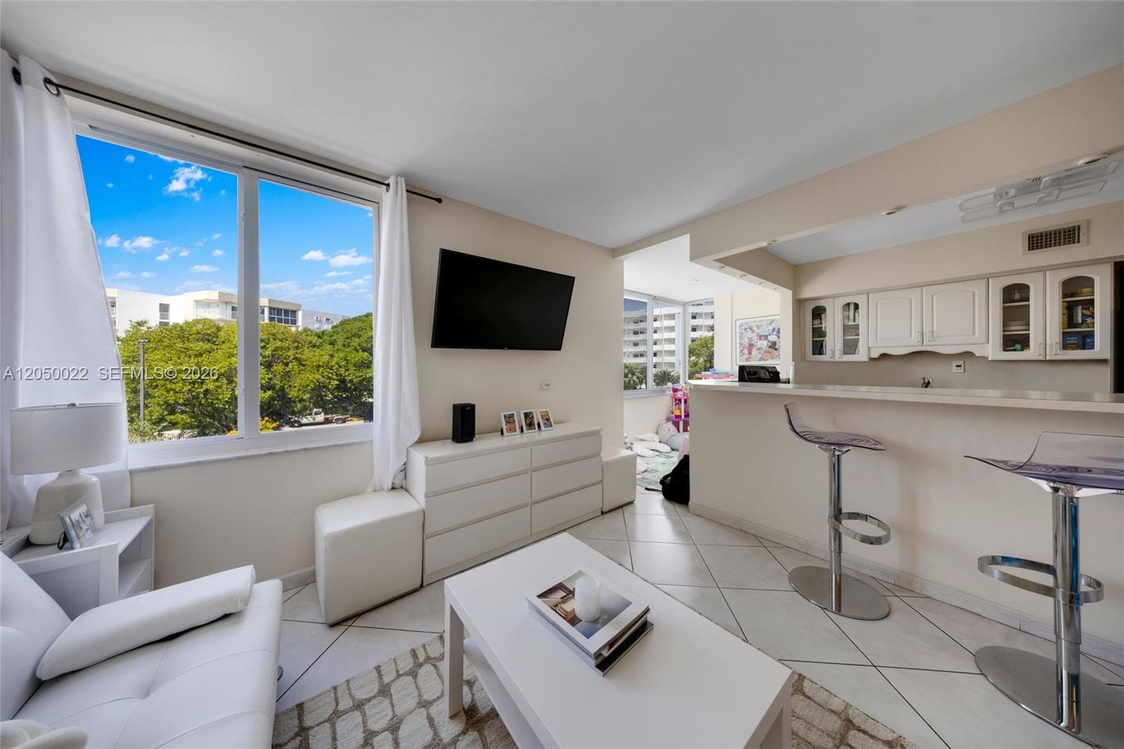 250 180th Dr # 352, Sunny Isles Beach FL 33160 photo 4