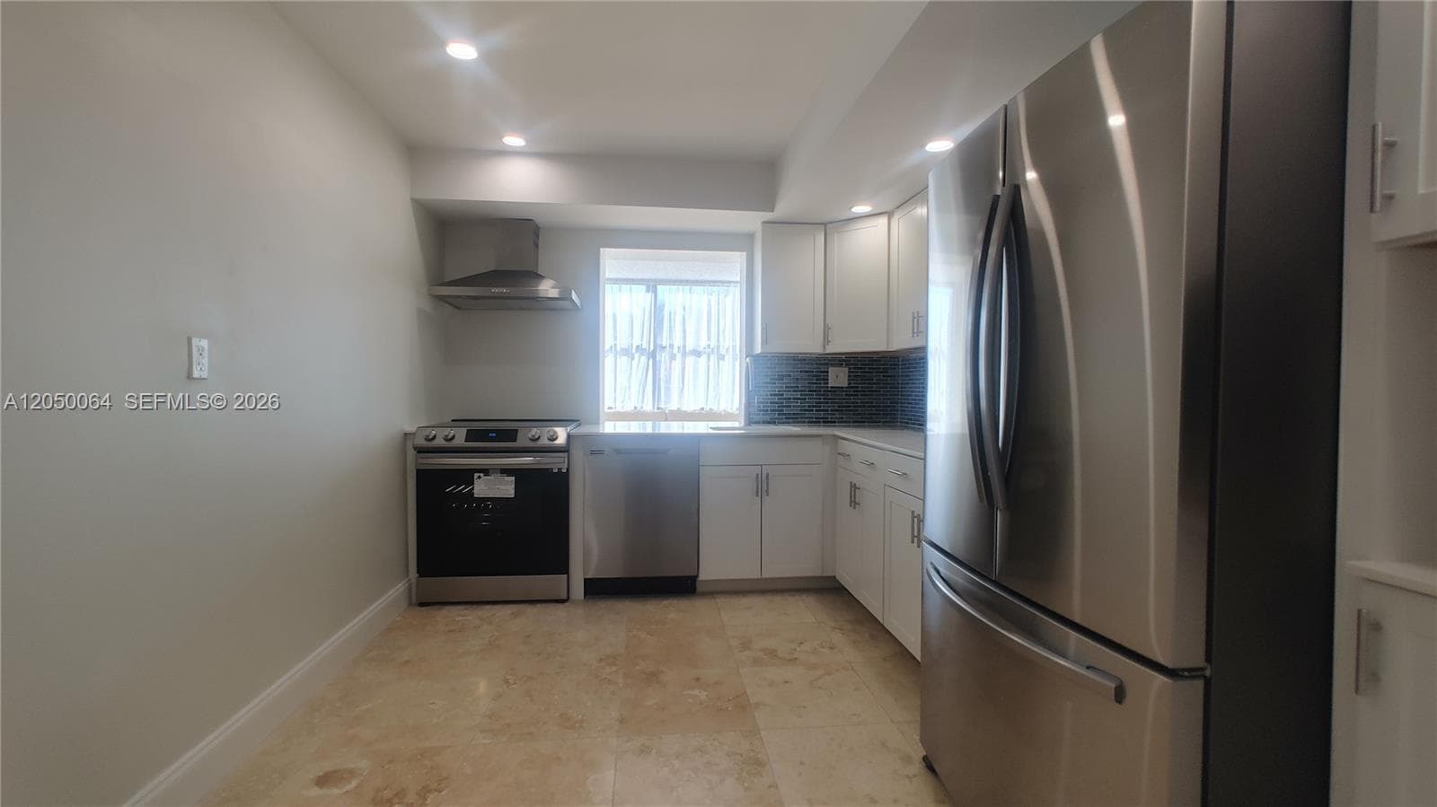 1000 Parkview Dr # 125, Hallandale Beach FL 33009 photo 3