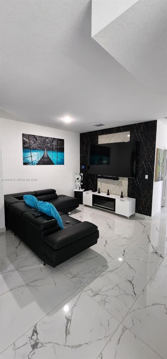 1664 SE 27th Ter, Homestead FL 33035