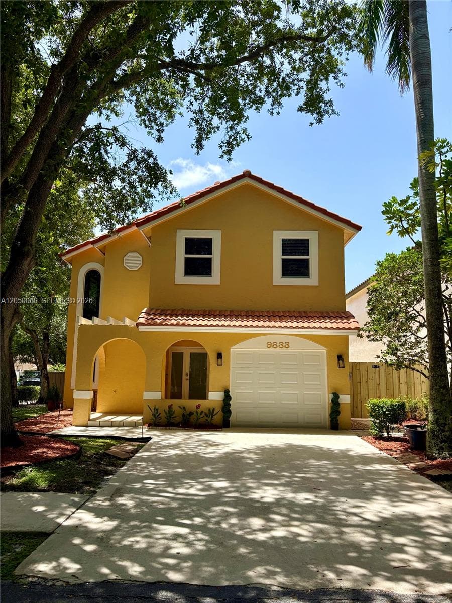 9833 NW 5th Ct, Plantation FL 33324 photo 4