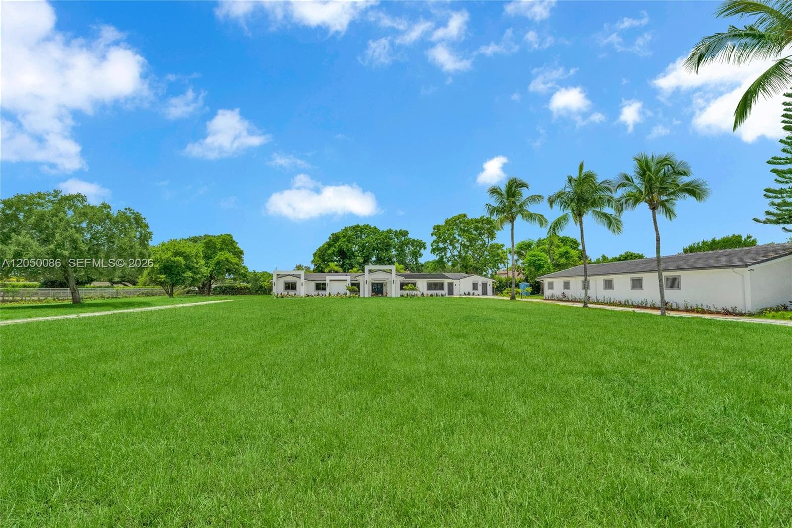 17640 SW 52nd Ct, Southwest Ranches FL 33331 photo 4
