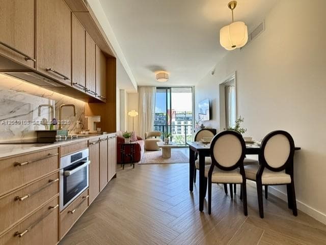 2700 NW 2 Ave # 608, Miami, FL 33127