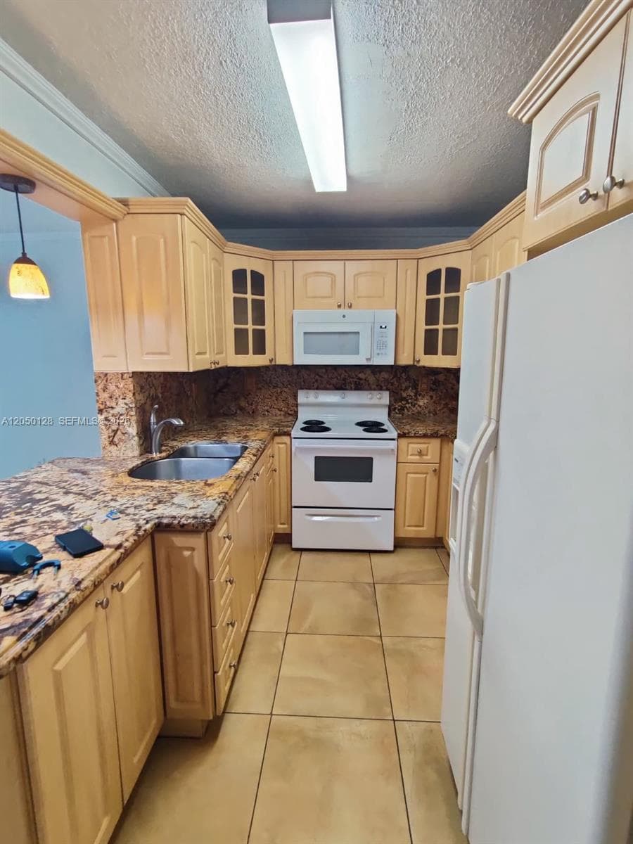 5705 W 20th Ave # 215, Hialeah FL 33012 photo 2