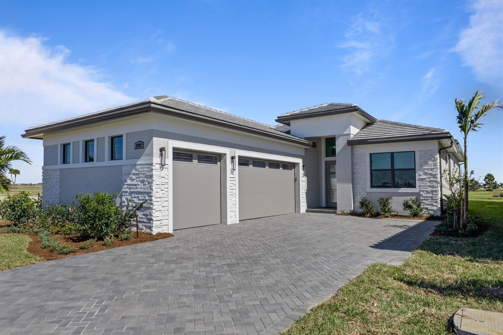 13769 SW Shinnecock Drive, Port St. Lucie FL 34987