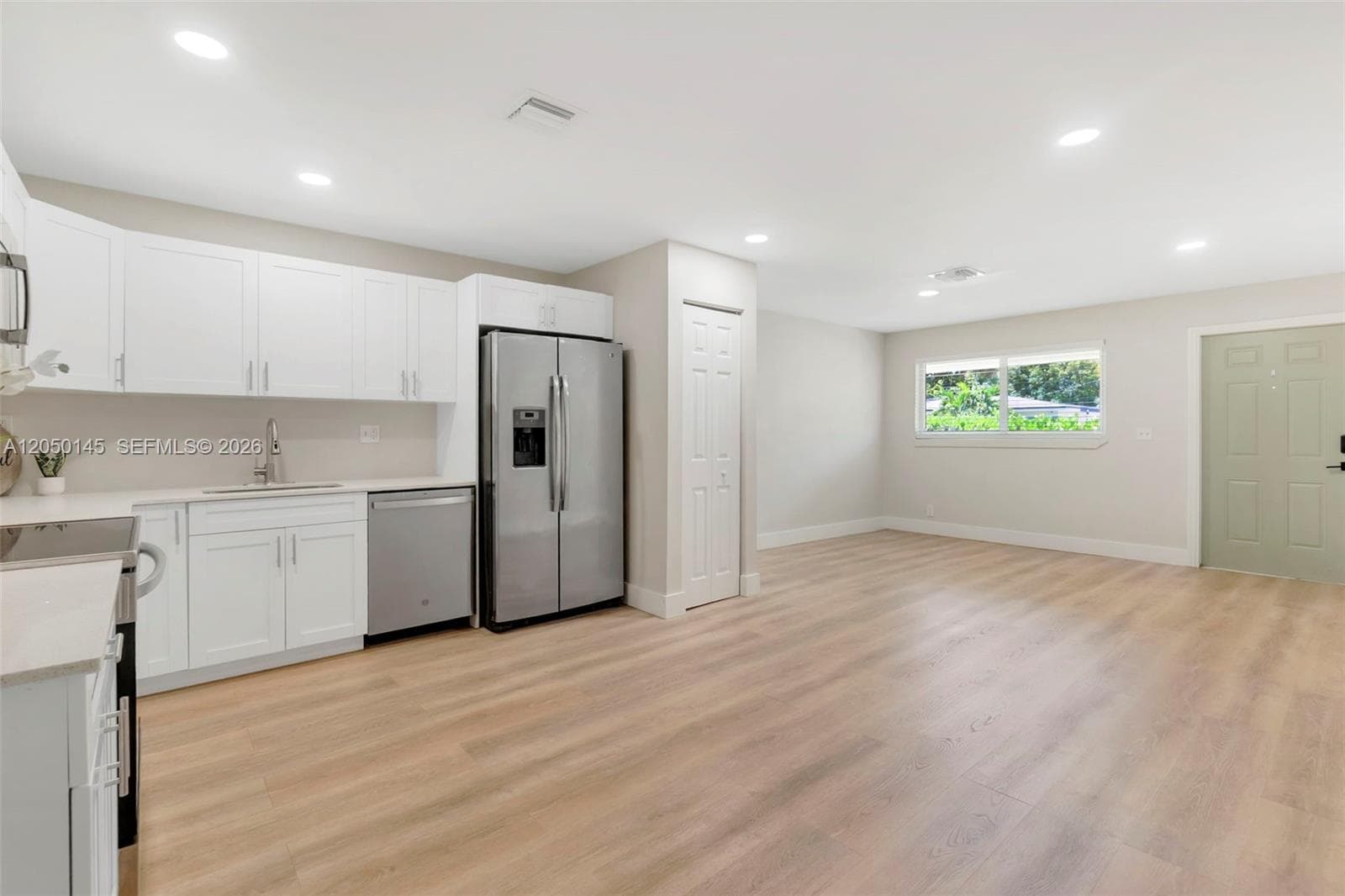 702 NW 18th St # 1-2, Fort Lauderdale FL 33311 photo 3