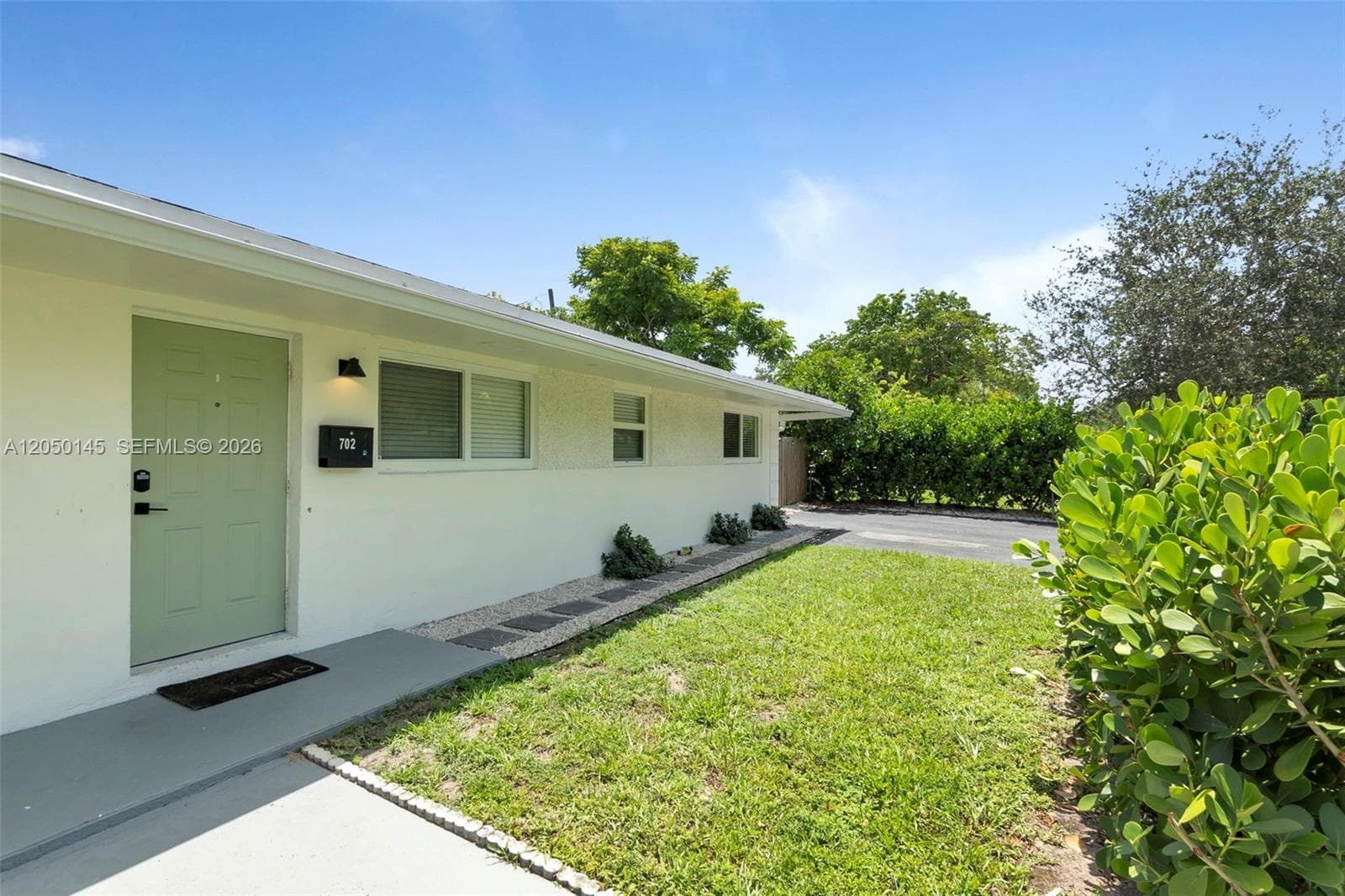 702 NW 18th St # 1-2, Fort Lauderdale FL 33311