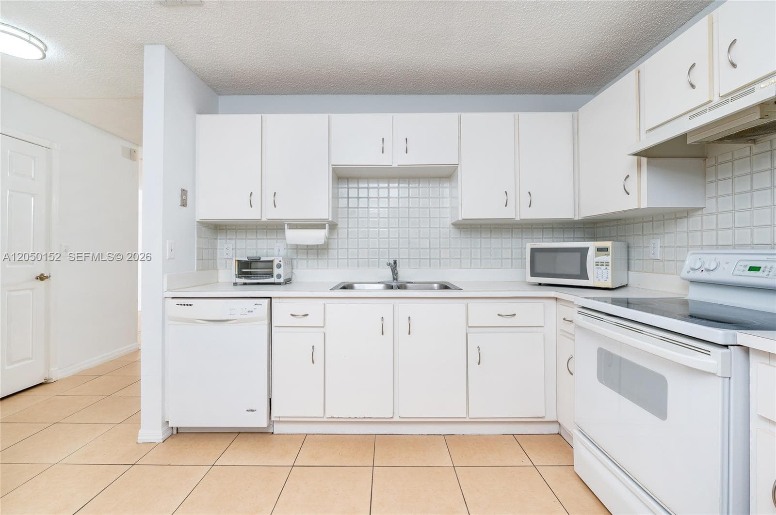 3877 NW 122nd Ter # L, Sunrise FL 33323 photo 5