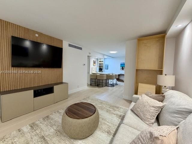 2501 S Ocean Dr # 833 (AVAILABLE SEPT-DEC), Hollywood FL 33019