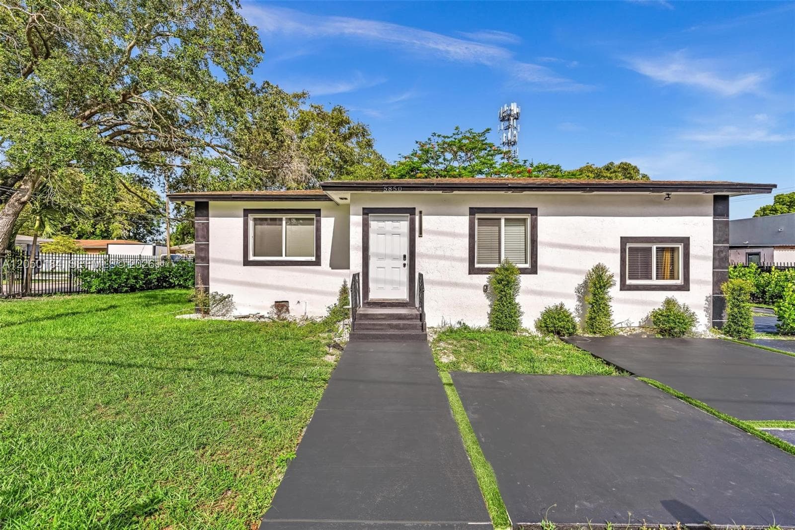 5850 NE 3rd Ave # 1, Miami, FL 33137 photo 2