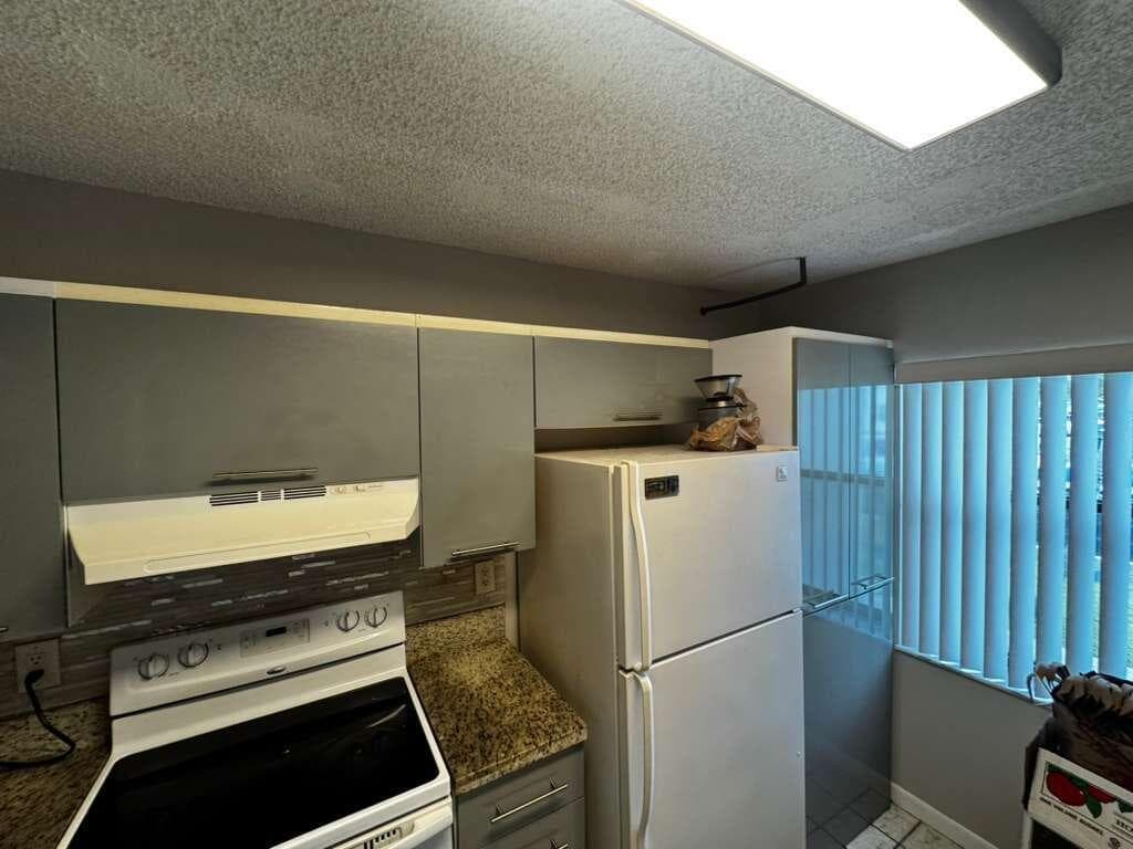 11318 Taft Street, Pembroke Pines FL 33026 photo 4