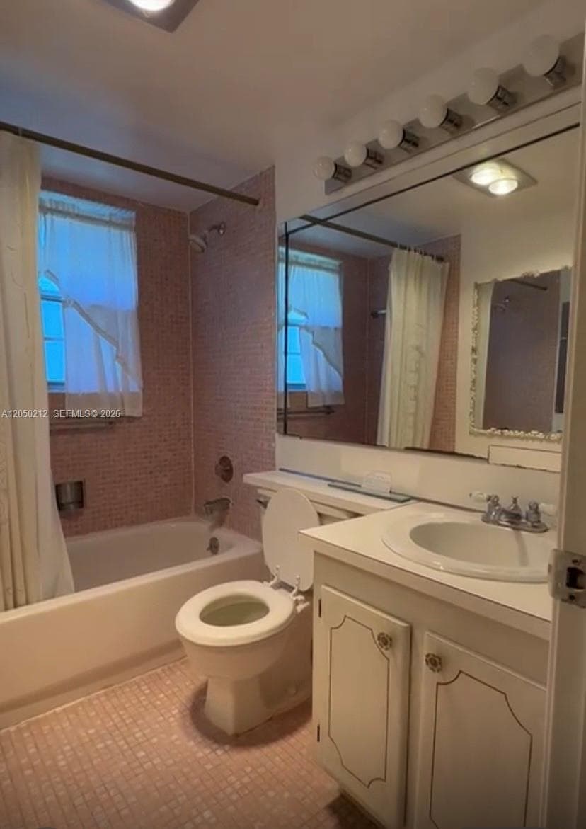 573 E Durham U # 573, Deerfield Beach FL 33442 photo 5