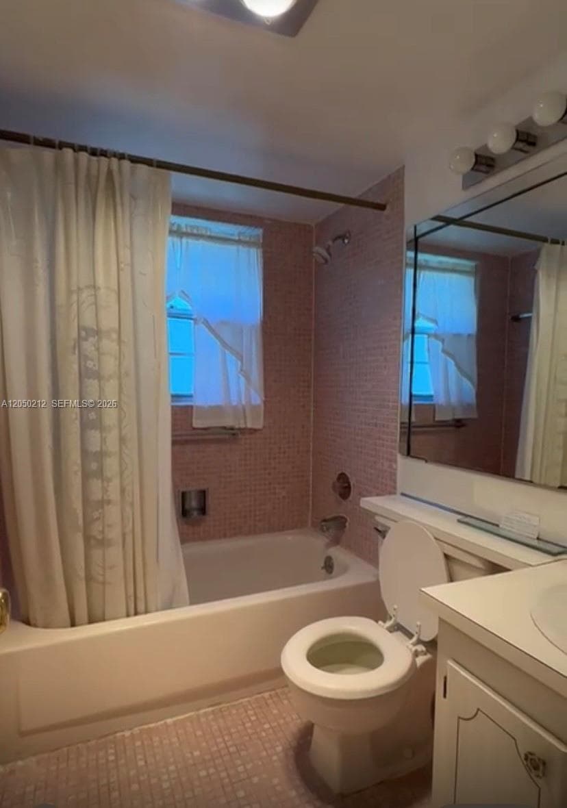 573 E Durham U # 573, Deerfield Beach FL 33442 photo 4