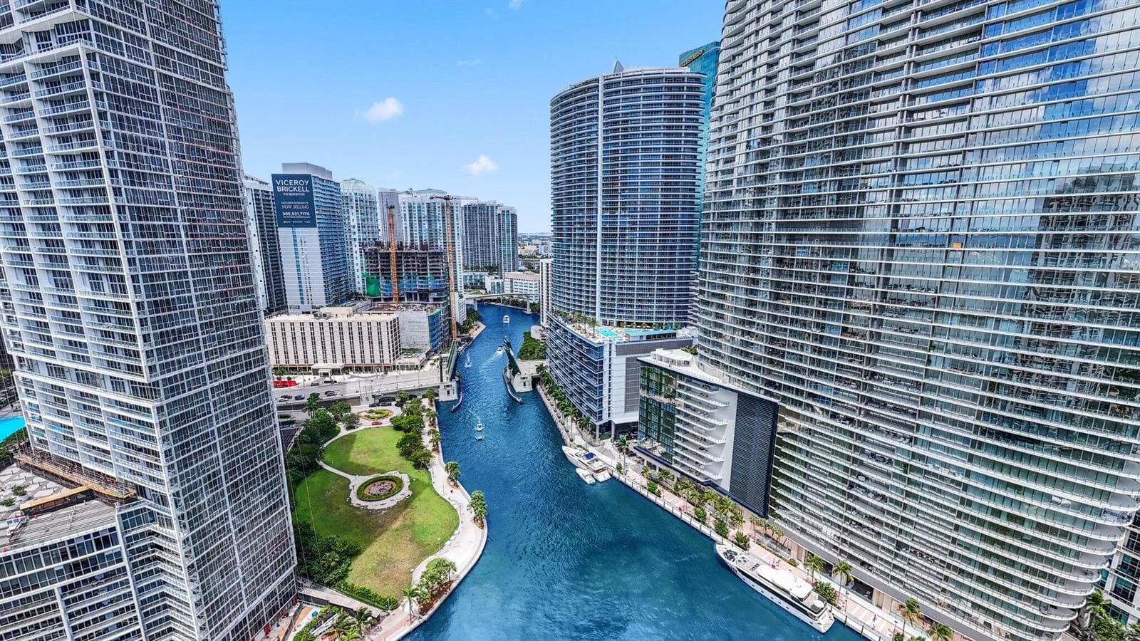 200 Biscayne Blvd Way # 3909, Miami FL 33131 photo 2
