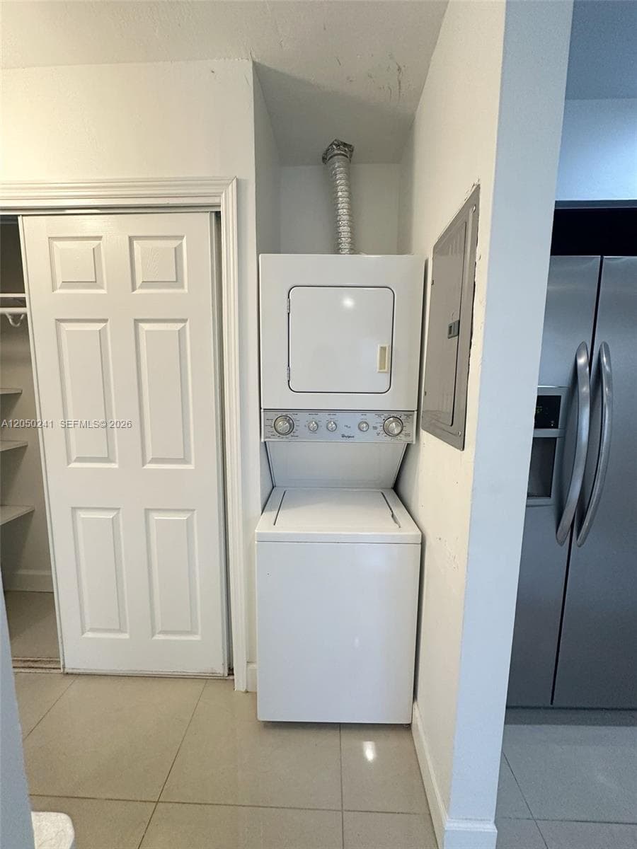 317 Hendricks Isle # 1, Fort Lauderdale, FL 33301 photo 5