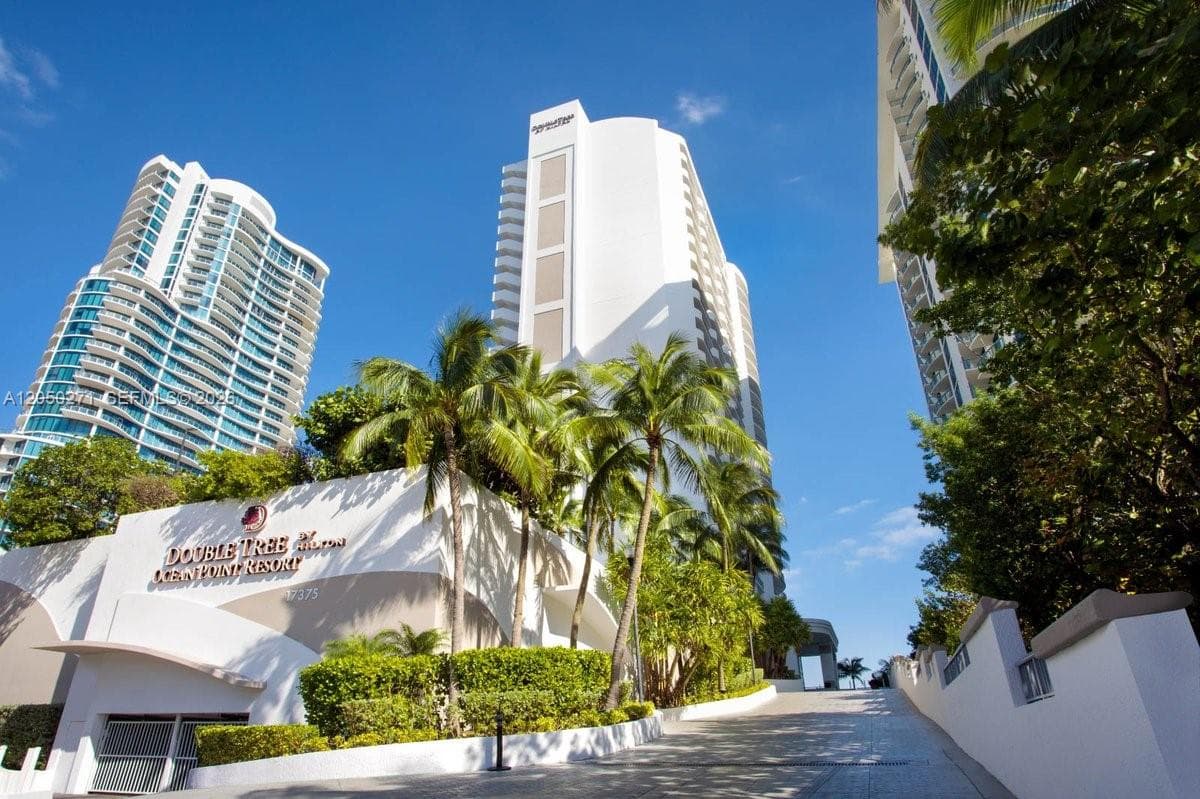 17375 Collins Ave # 1506, Sunny Isles Beach FL 33160 photo 4