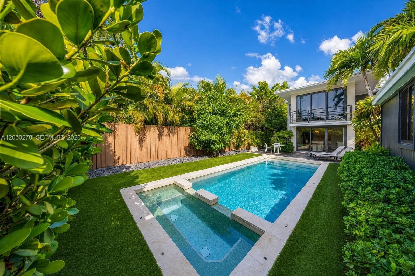 1548 Biarritz Dr, Miami Beach FL 33141