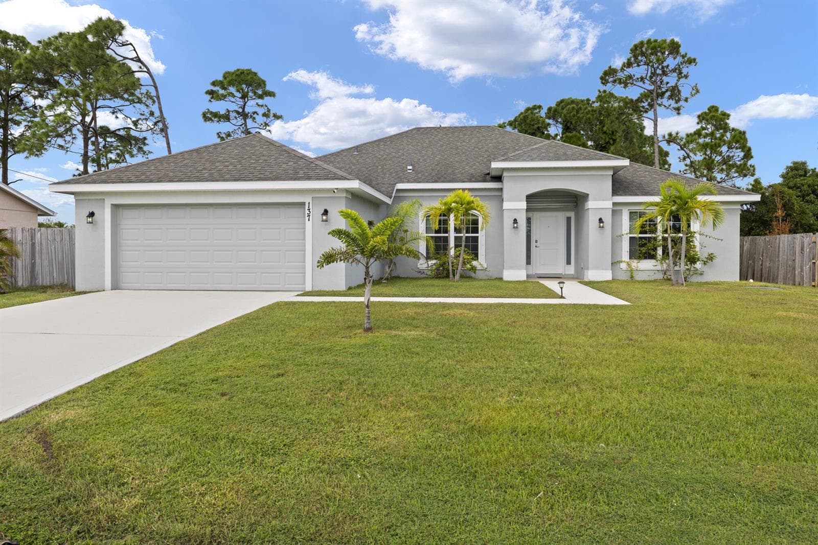 137 SW Pisces Terrace, Port St. Lucie FL 34984