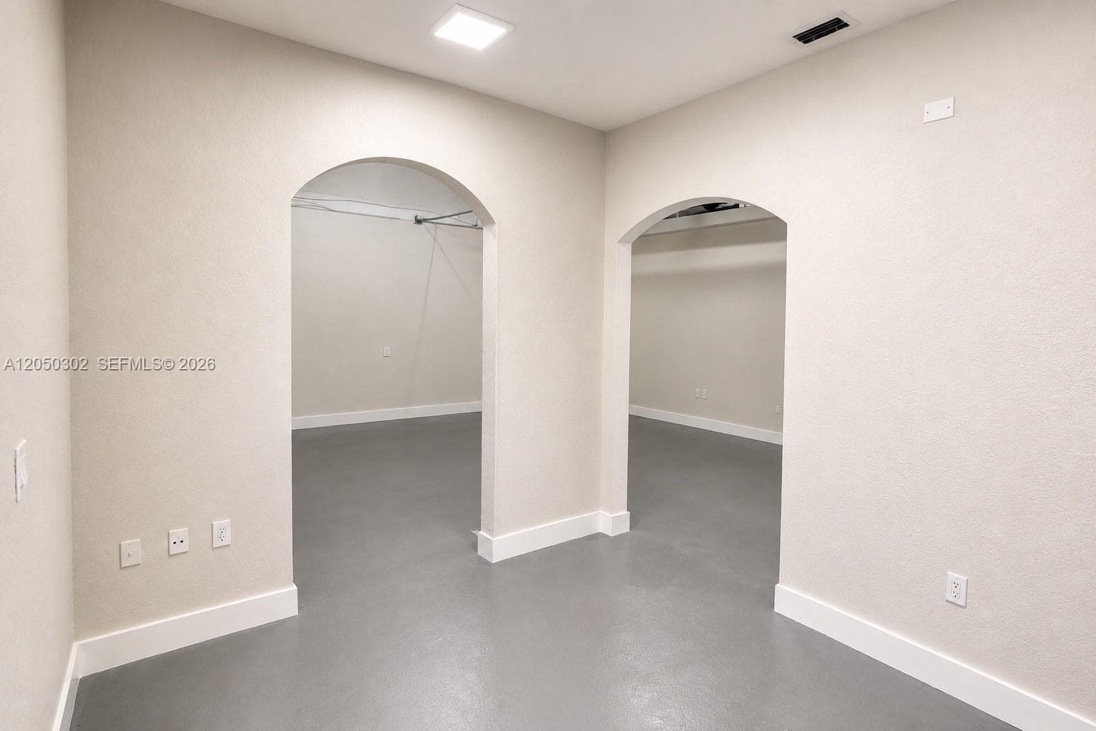 2950 W 84th St, Hialeah FL 33018 photo 4