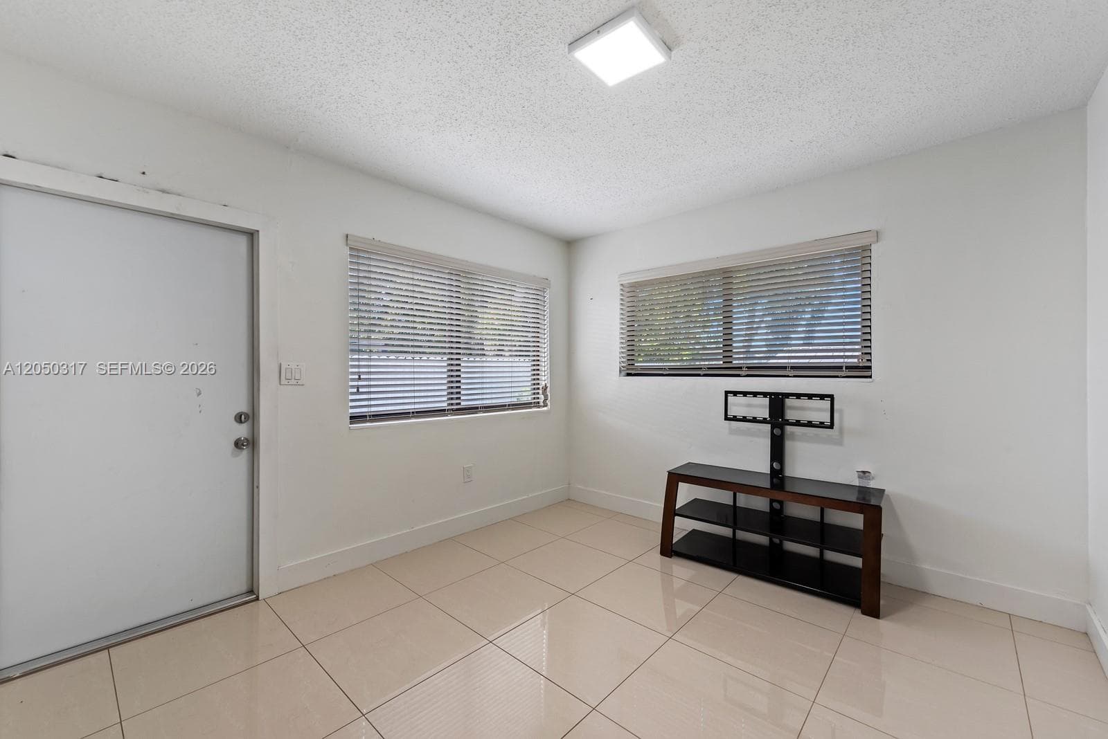 1911 NW 30th St # 3, Miami FL 33142 photo 3