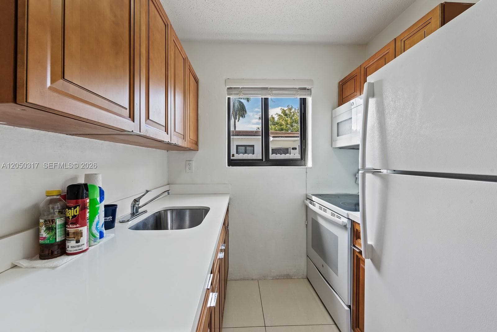 1911 NW 30th St # 3, Miami FL 33142 photo 5