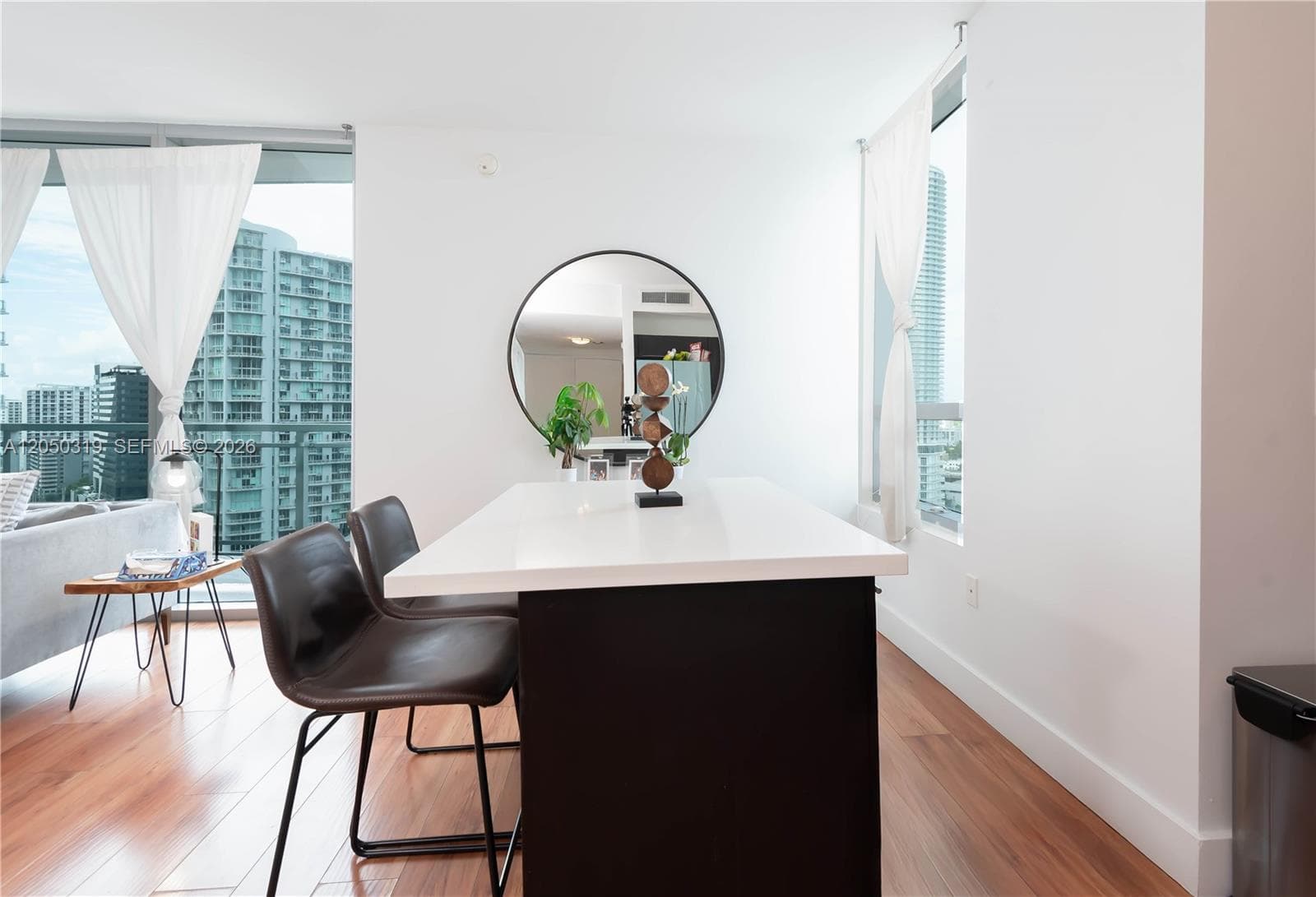 90 SW 3rd St # 2113, Miami FL 33130 photo 4