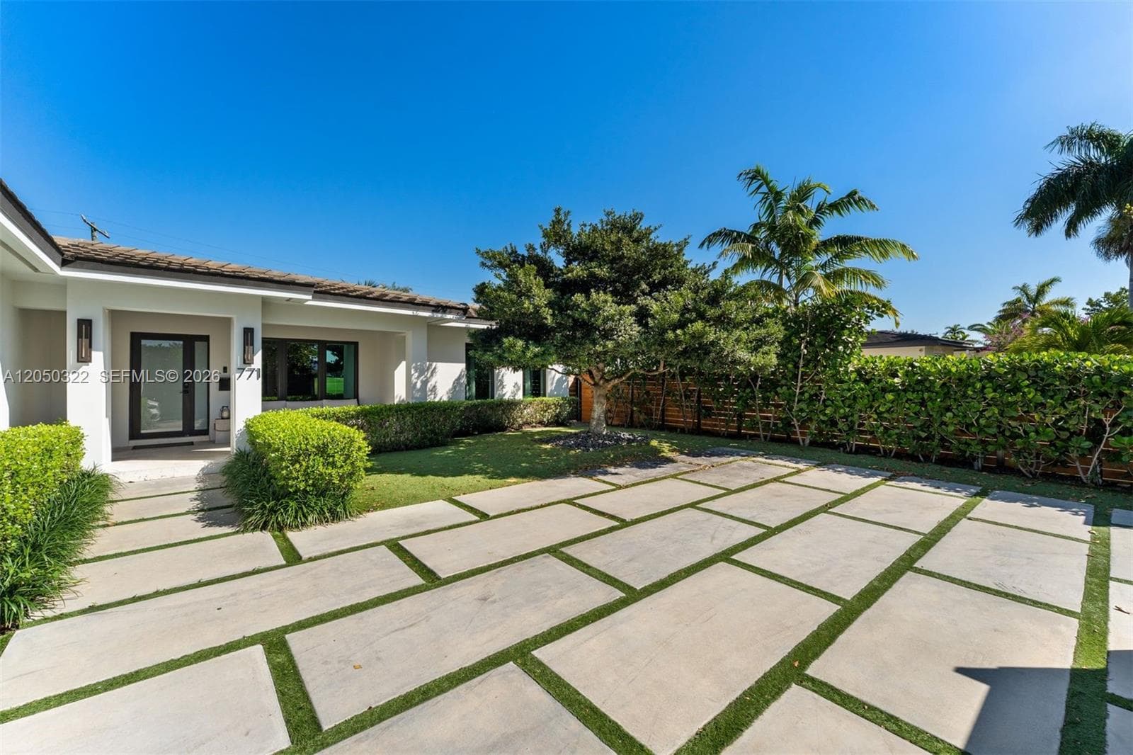 771 Fairway Dr, Miami Beach FL 33141 photo 4