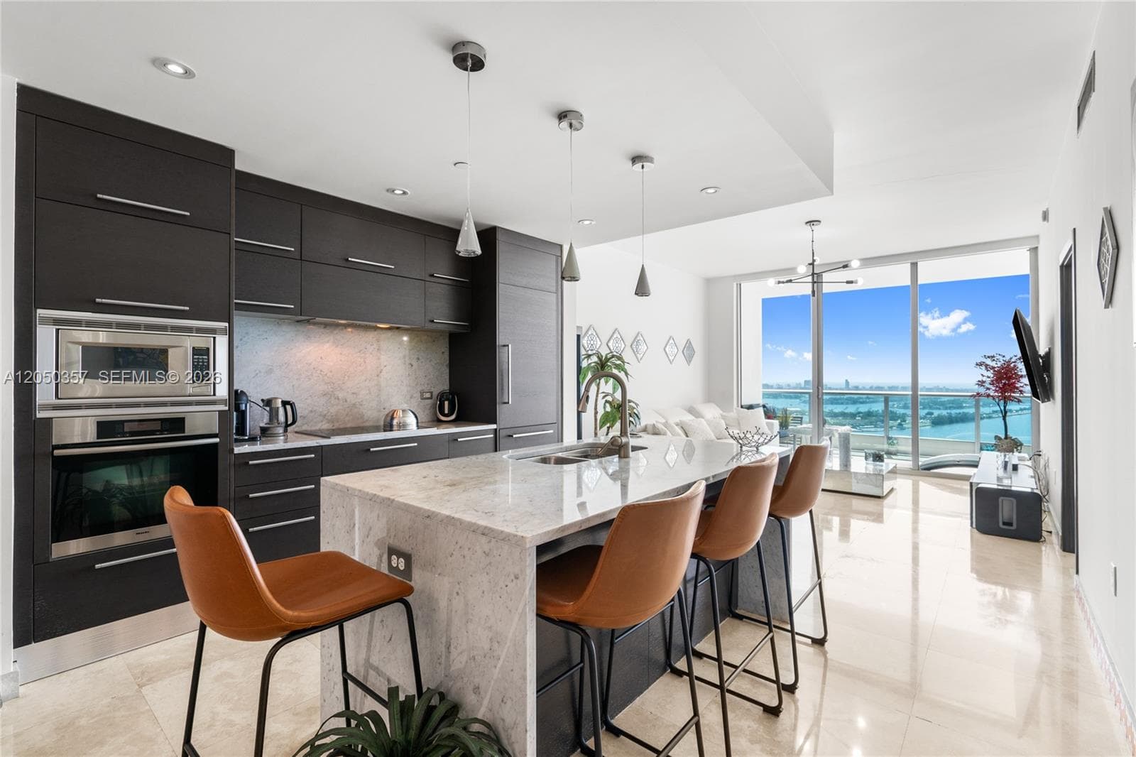 900 Biscayne Blvd # 3704, Miami FL 33132 photo 4