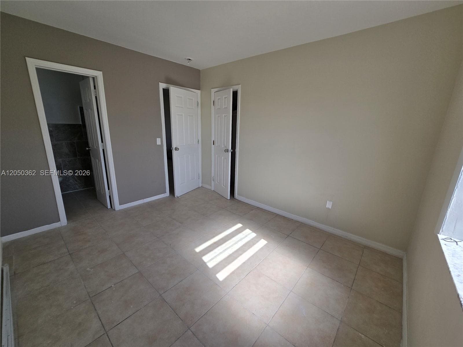 724 SW 7th Ter # 2, Hallandale Beach FL 33009 photo 2