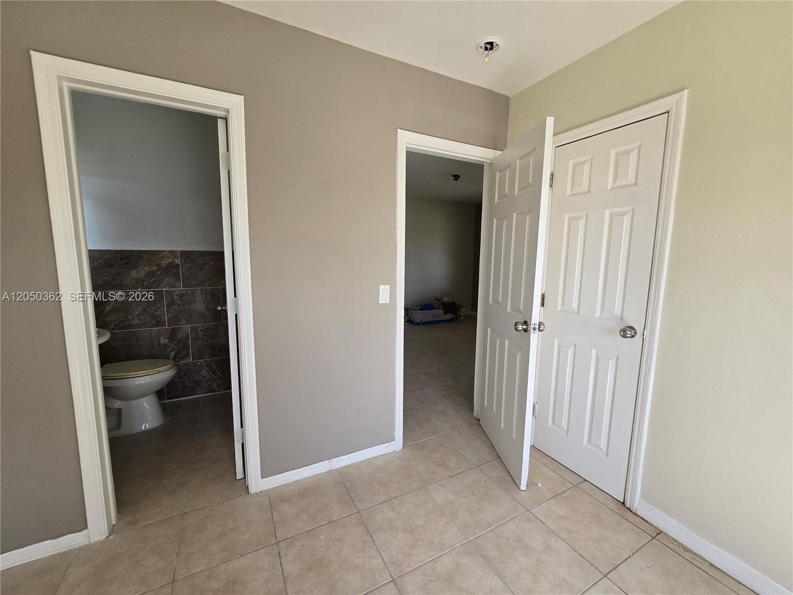 724 SW 7th Ter # 2, Hallandale Beach FL 33009 photo 3