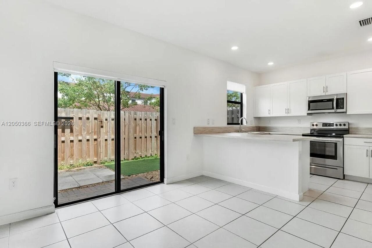 21071 NE 8th Ave # 21071, Miami FL 33179 photo 5