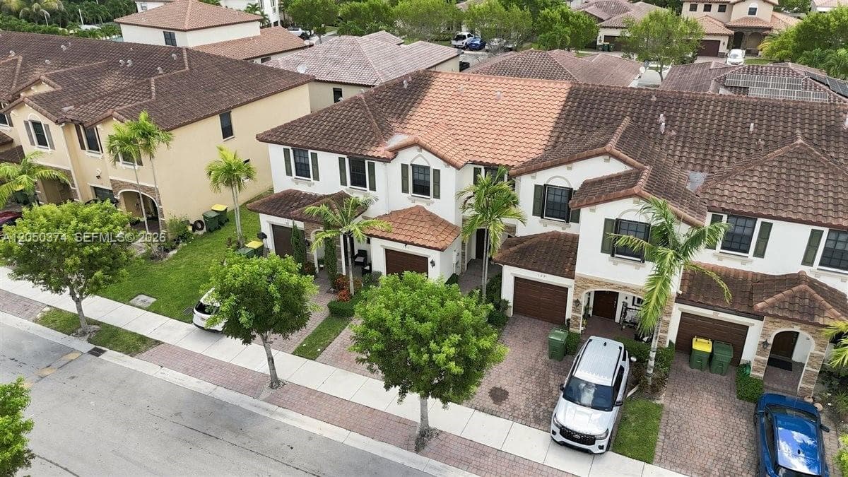 125 SE 34th Ter, Homestead FL 33033 photo 3