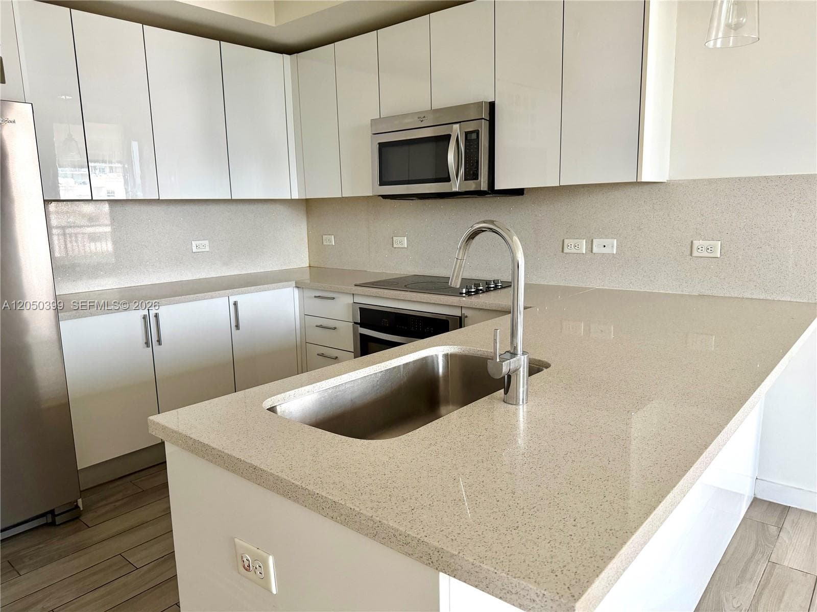 999 SW 1st Ave # 1204, Miami FL 33130 photo 4