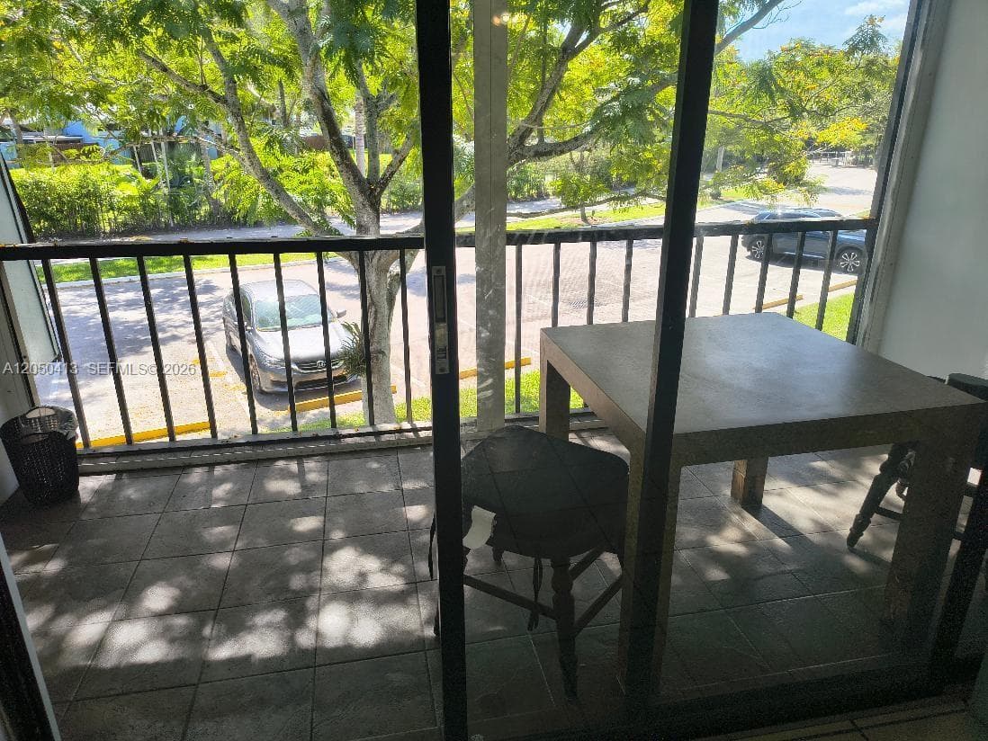 3105 oakland shores # J 207, Oakland Park FL 33309 photo 2