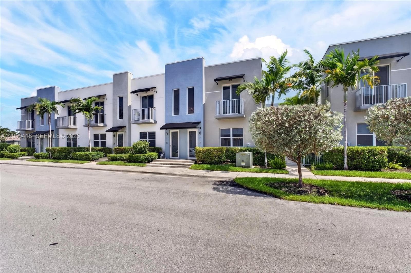 405 NE 35th Ct # 5, Oakland Park FL 33334 photo 3