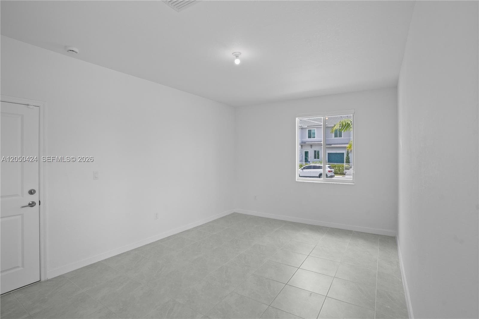 715 SE 15th St, Homestead FL 33034 photo 3