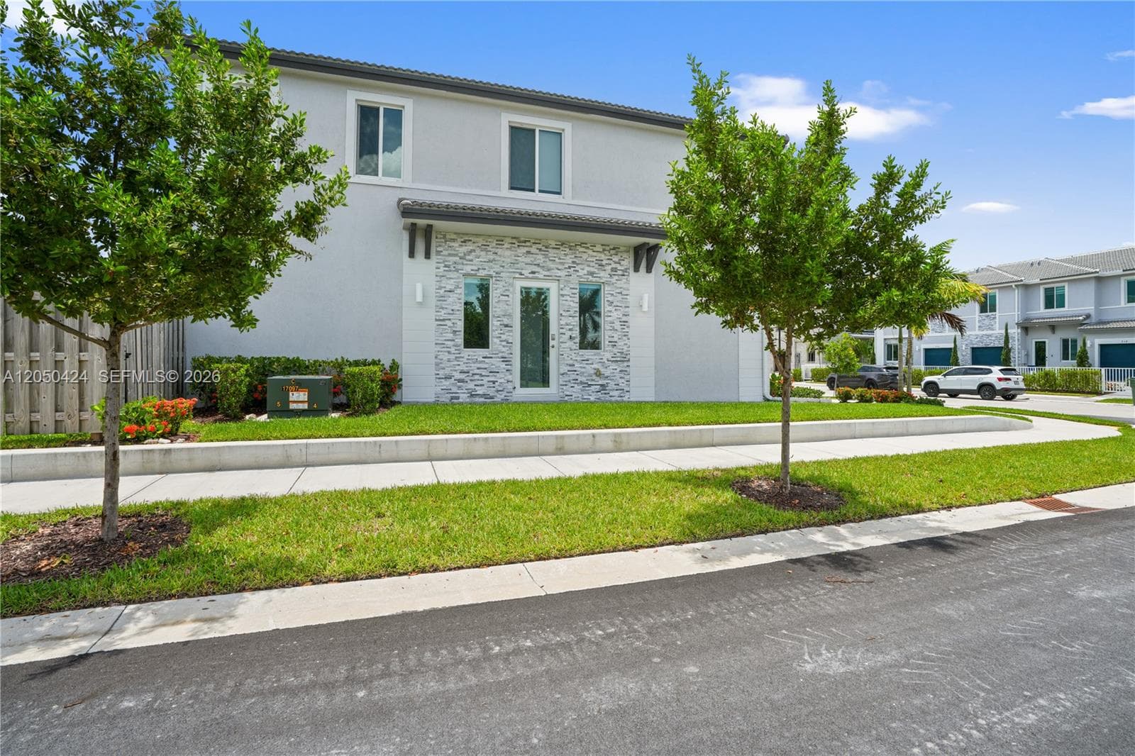 715 SE 15th St, Homestead FL 33034