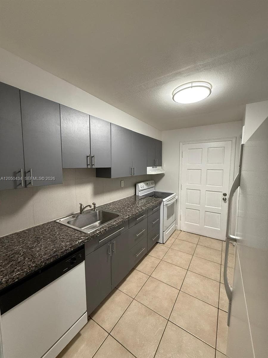 8600 SW 109th Ave # 112, Miami FL 33173 photo 4