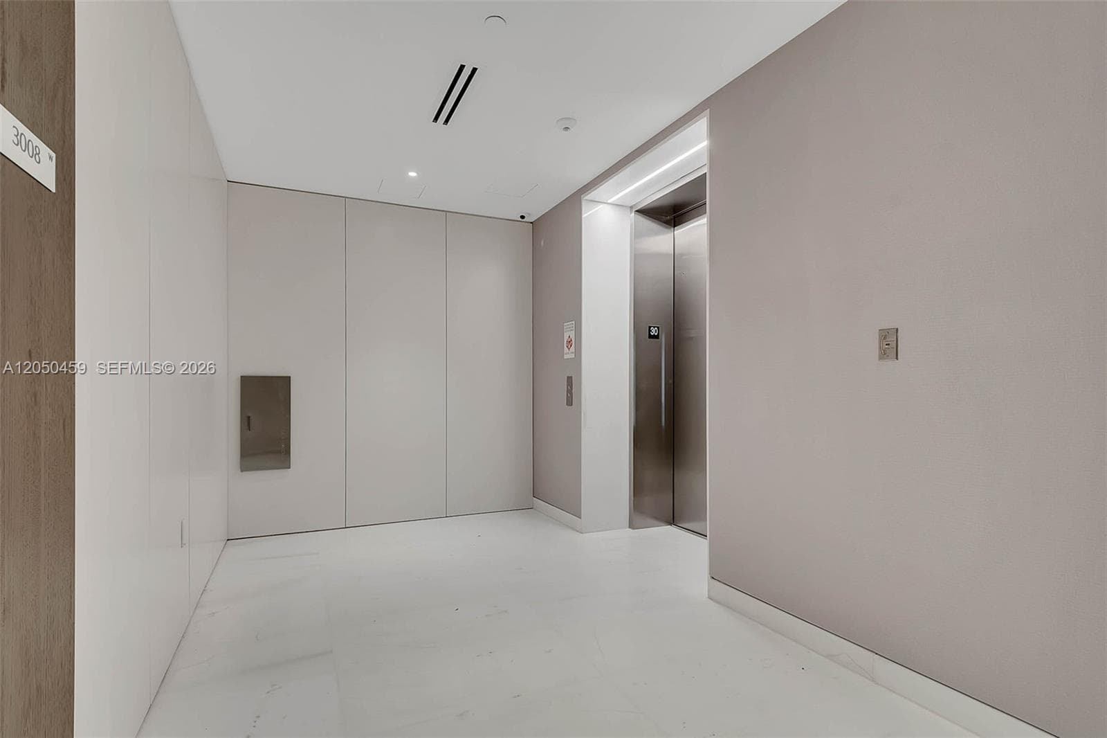 300 Biscayne Boulevard Way # 3008W, Miami FL 33131 photo 3