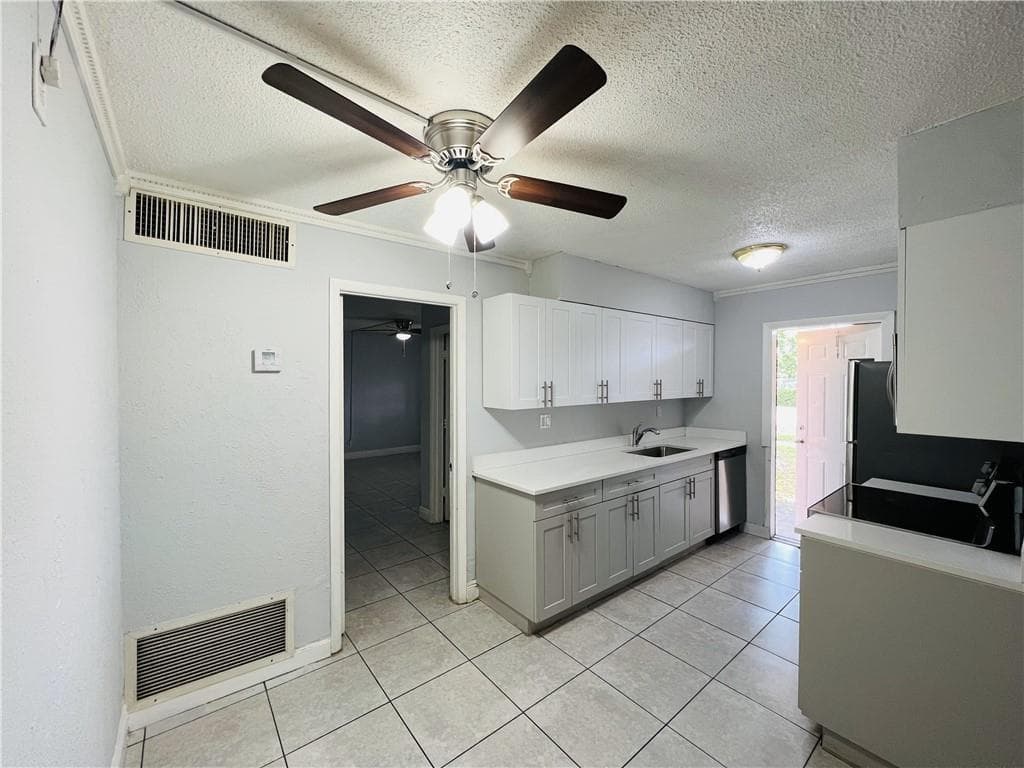 1001 SW 74th Avenue # 101a, North Lauderdale FL 33068