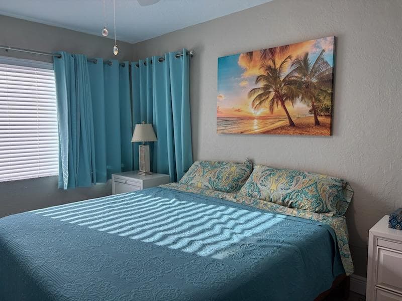 302 New Hampshire Street # 1ab, Hollywood FL 33019