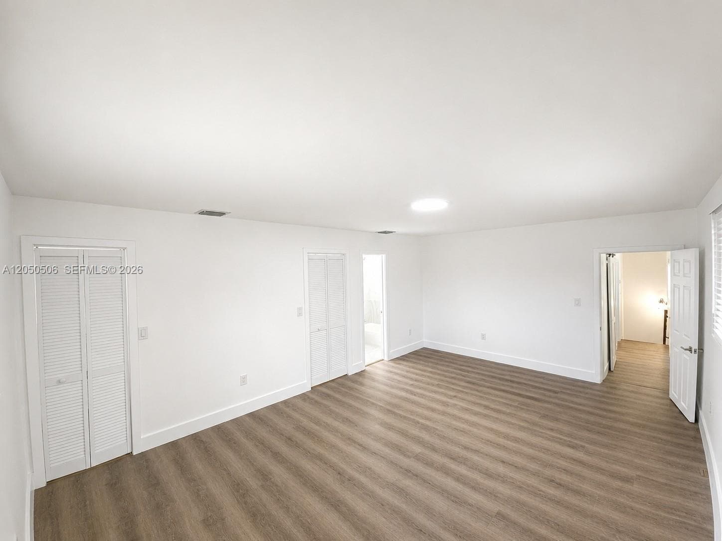 5190 E 1st Ave # B, Hialeah FL 33013 photo 3