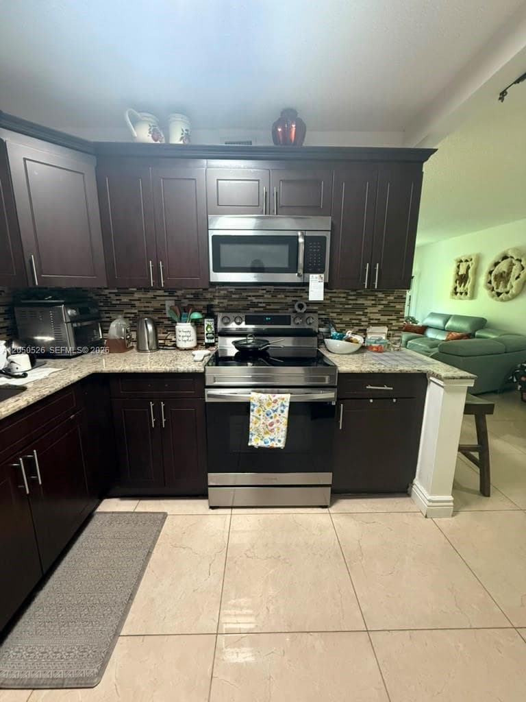 9405 W Flagler St # 212D, Miami FL 33174 photo 2