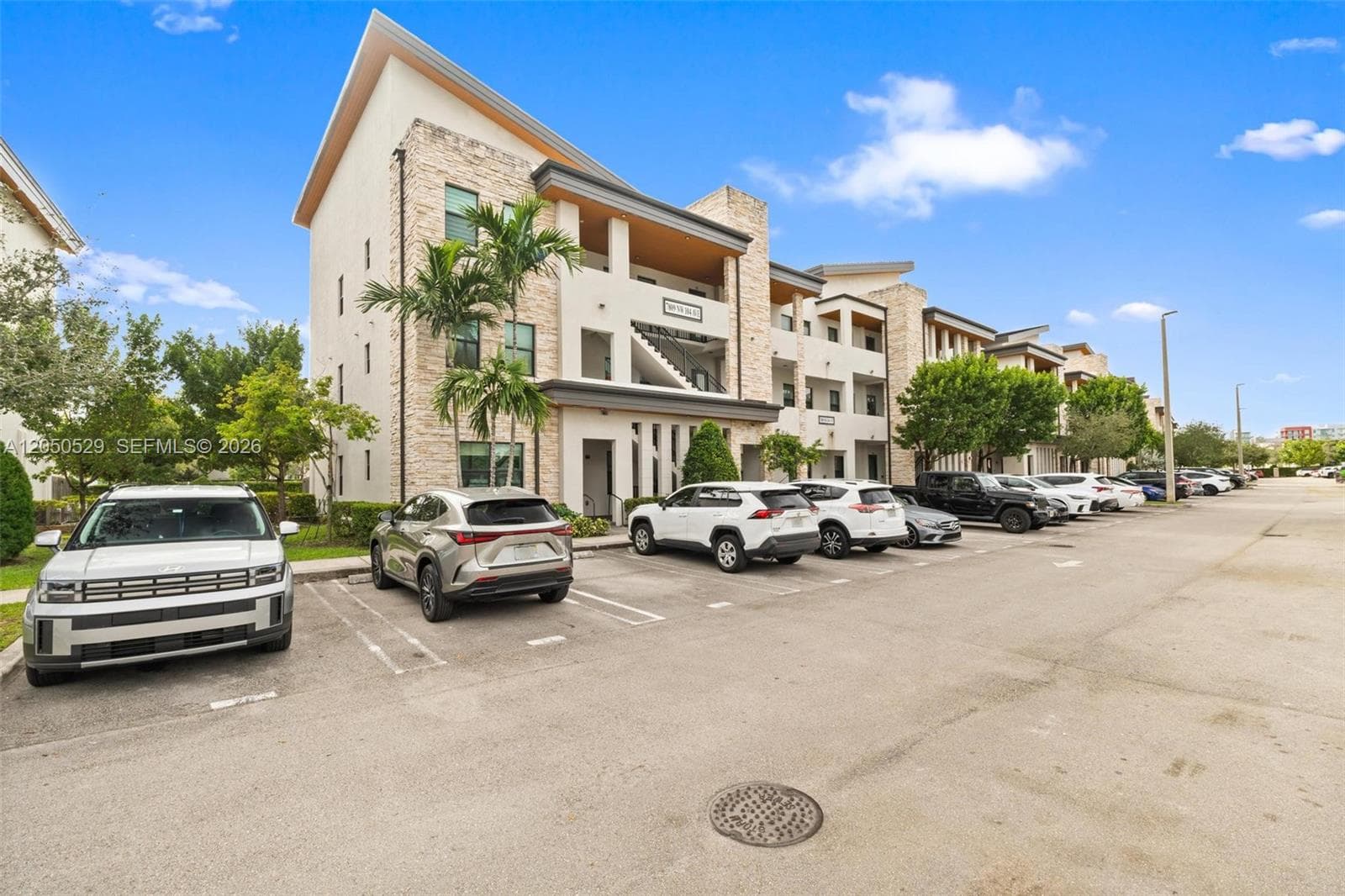 7809 NW 104th Ave # 1, Doral FL 33178