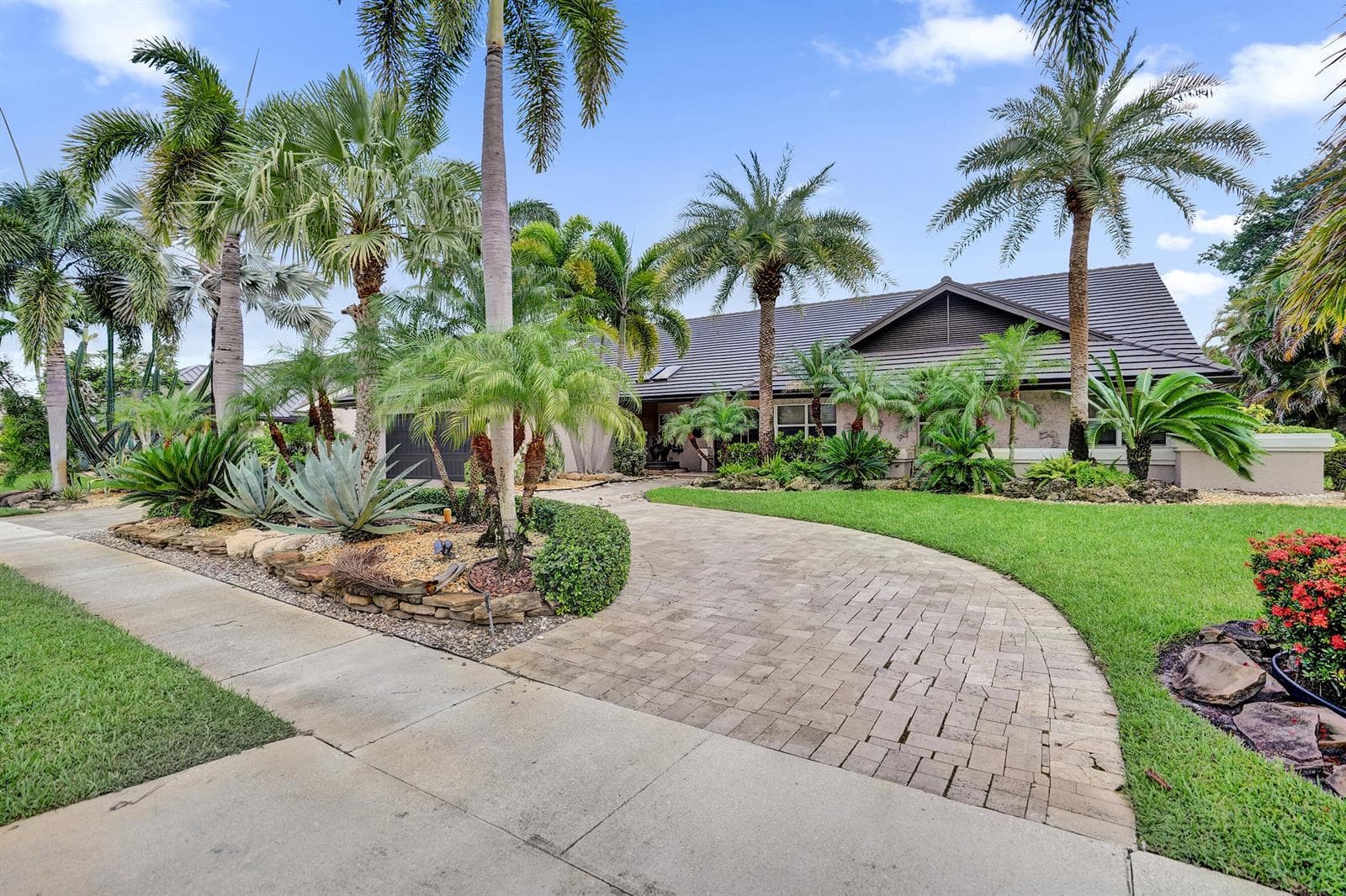 10630 Boca Woods Lane, Boca Raton FL 33428 photo 4