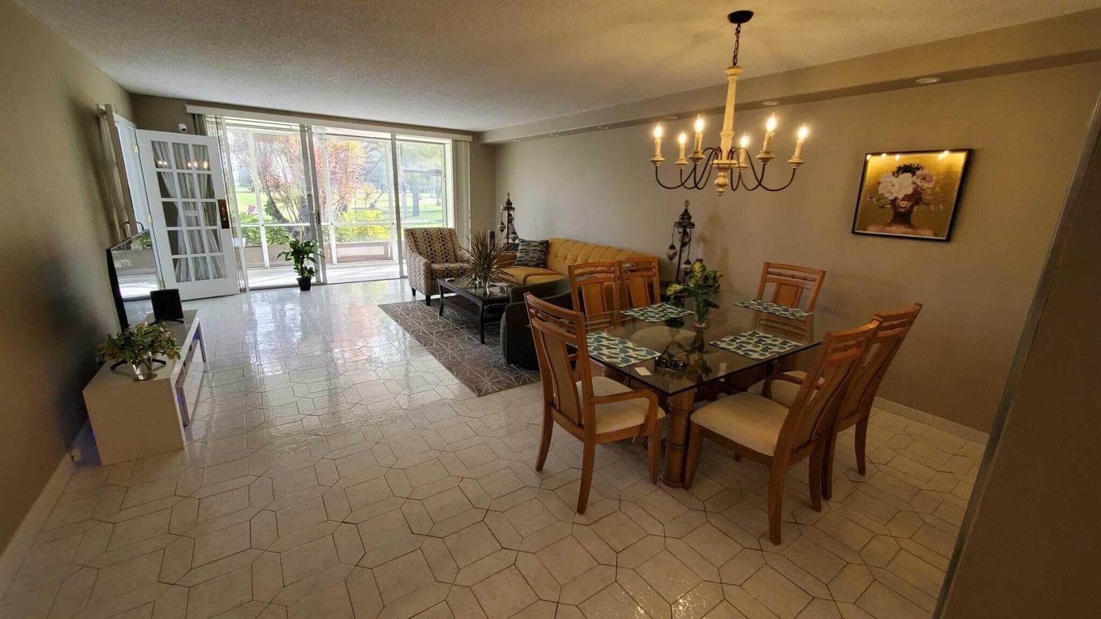 3800 Oaks Clubhouse Drive # 112, Pompano Beach FL 33069 photo 2