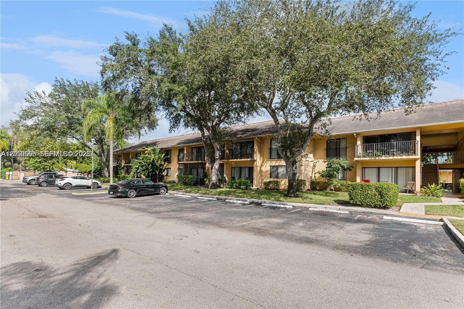 5841 Washington St # 60, Hollywood FL 33023 photo 3