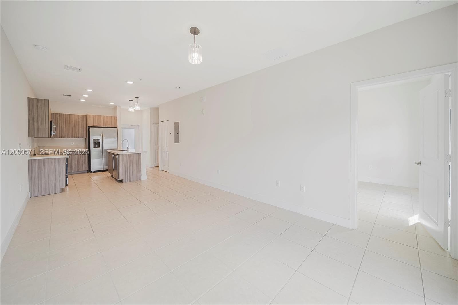 8265 NW 41st St # 202, Doral FL 33166 photo 3